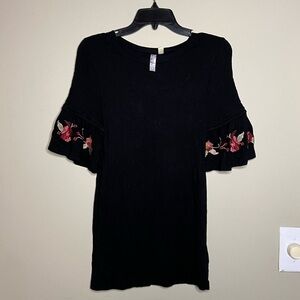 Embroidered Bell Sleeve Shirt